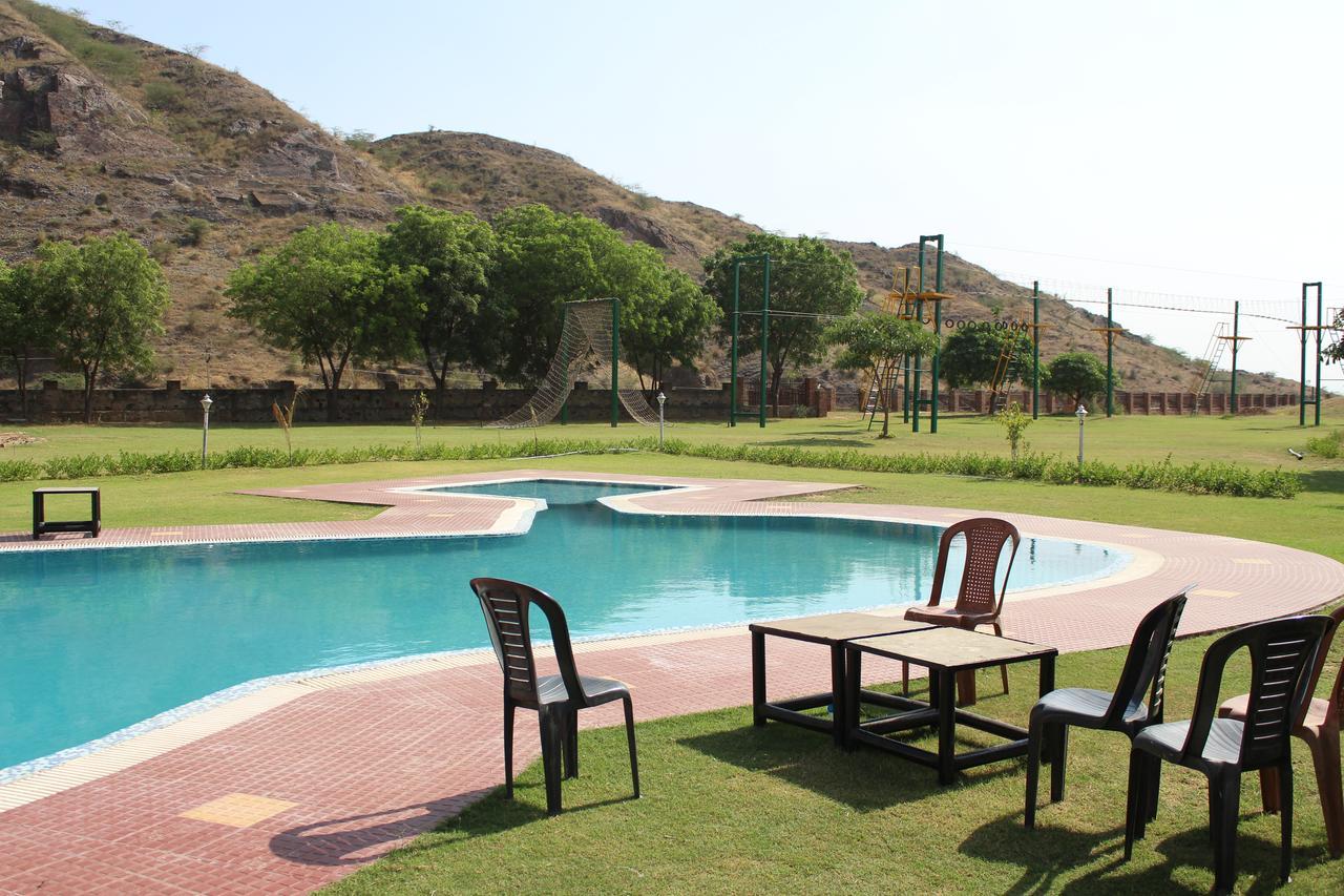 Raj Mahal Resort & Spa Neemrana Εξωτερικό φωτογραφία